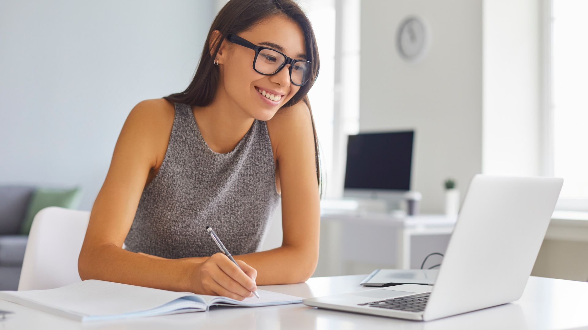 The Ultimate Partner Onboarding Process: A 90-Day Blueprint to Fast-Track Channel Revenue